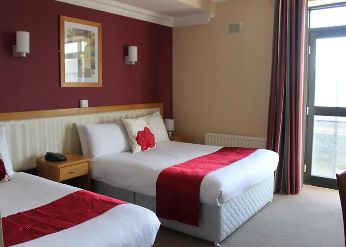 The Pier 3* Limerick Junction