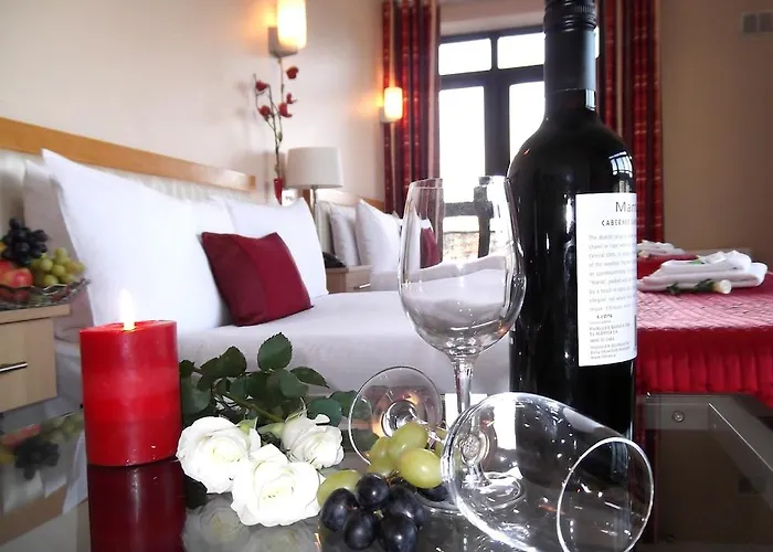 The Pier 3* Limerick Junction