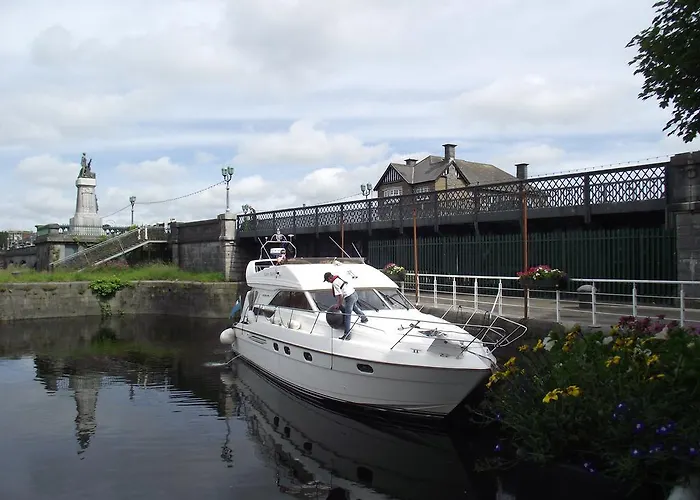 The Pier Limerick Junction